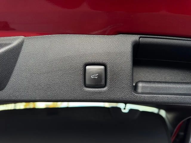 Ford Kuga 2.5 FHEV Aut., Neuwagenzustand !