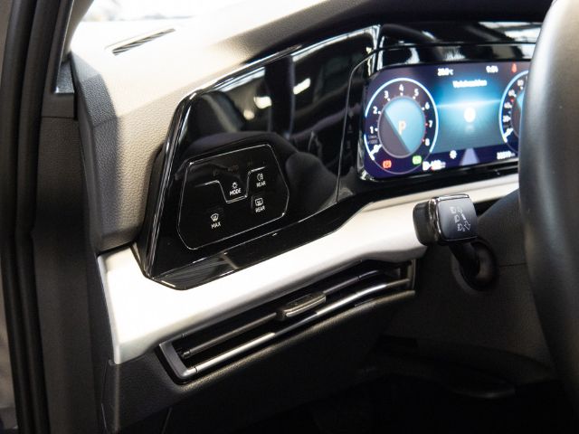 Volkswagen Golf DSG Golf VIII Life Variant