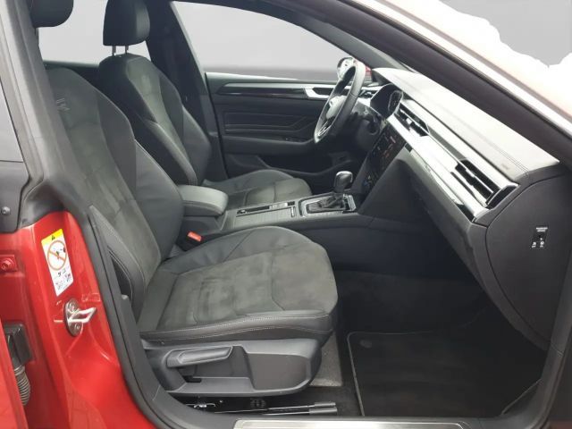 Volkswagen Arteon 2.0 TSI DSG R-Line