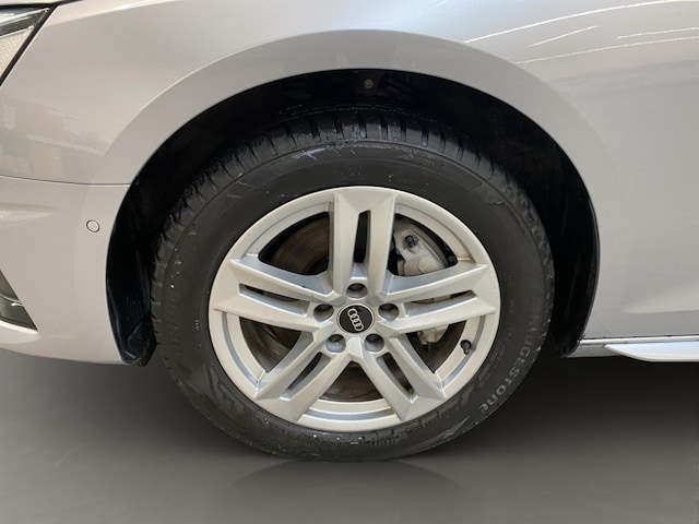 Audi A4 40 TFSI S-Tronic Sedan