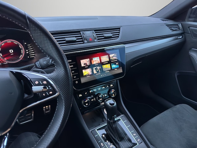 Skoda Superb 2.0 TDI Combi Sportline