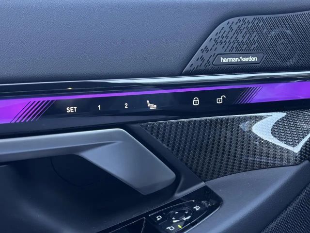 BMW 520 520d M-Sport Sedan