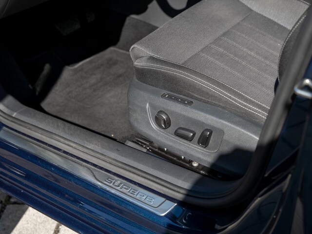 Skoda Superb 2.0 TDI Combi