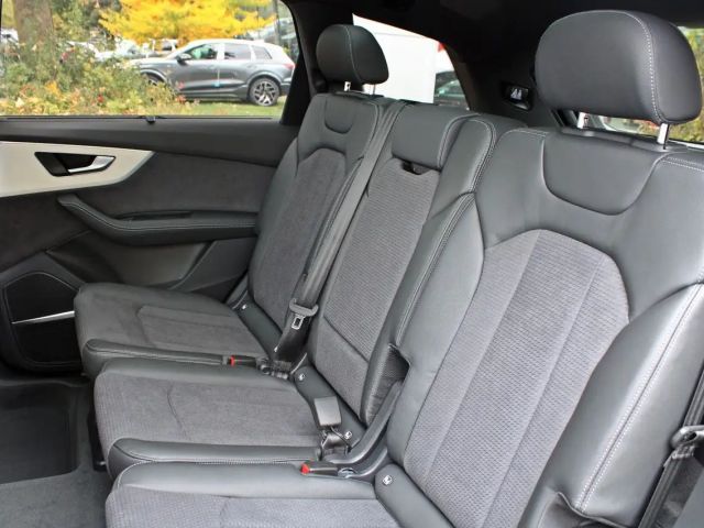 Audi Q7 S-Line
