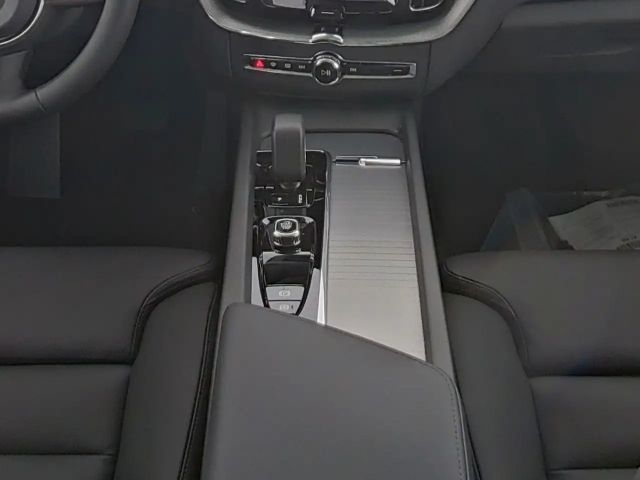 Volvo XC60 AWD Core