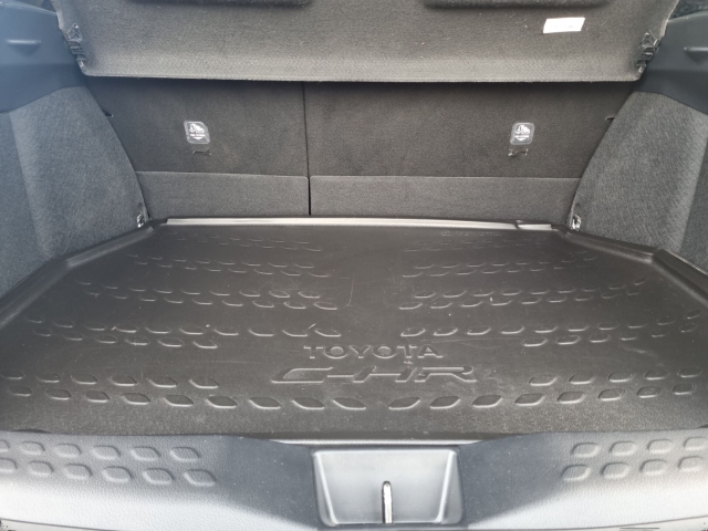 Toyota C-HR 5-deurs Plus