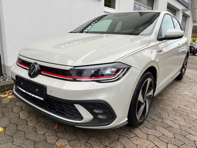 Volkswagen Polo 2.0 TSI DSG GTI IQ.Drive