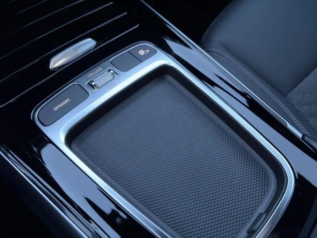 Mercedes-Benz GLA 200 Progressive