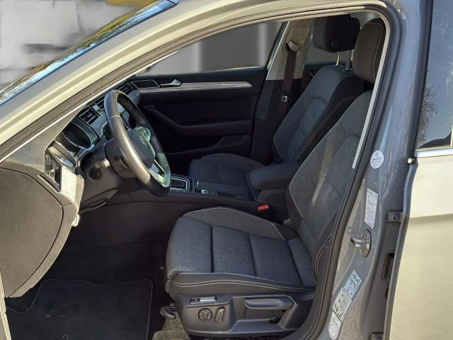 Volkswagen Passat 1.5 TSI DSG Variant