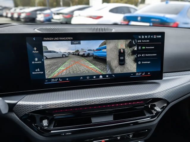 BMW 320 320i M-Sport Sedan