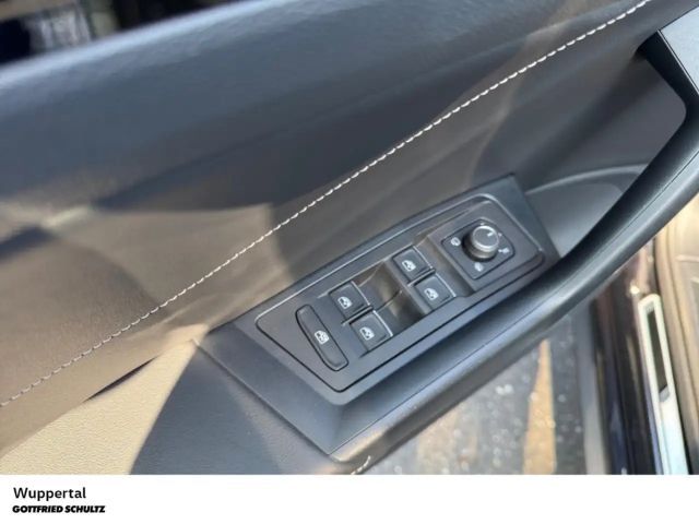 Volkswagen T-Roc 1.5 TSI DSG R-Line