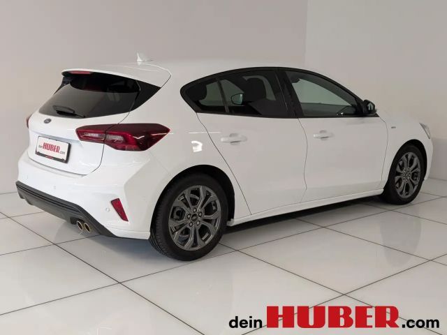 Ford Focus EcoBoost ST Line