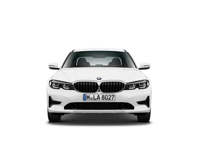 BMW 318 318i M-Sport Sedan