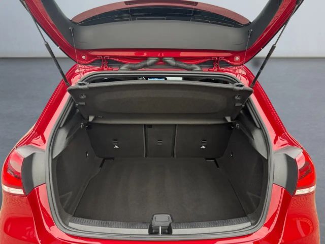 Mercedes-Benz A 200 AMG Line