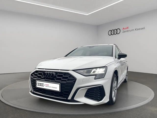 Audi A3 45 TFSI Hybride S-Line Sedan
