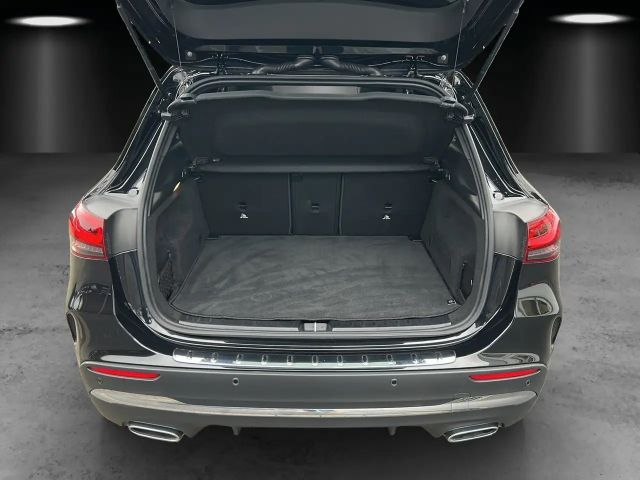 Mercedes-Benz GLA 200 AMG Line