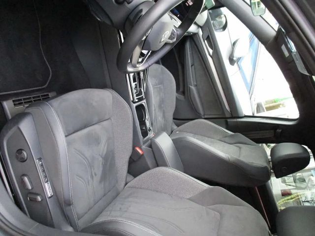 Volkswagen Golf 1.5 eTSI DSG Golf VIII