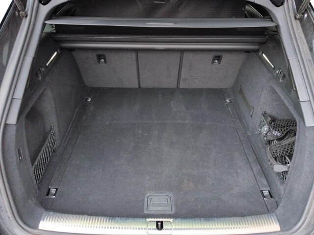 Audi RS4 Avant Quattro