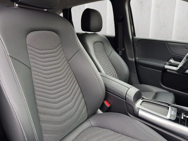 Mercedes-Benz B 200 Progressive