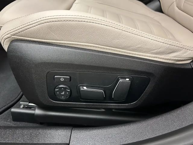 BMW 330 330d M-Sport Sedan xDrive