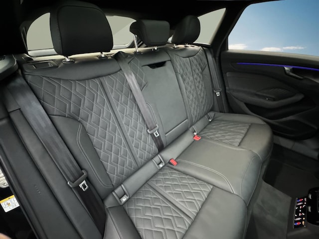 Audi A6 e-tron Avant Quattro