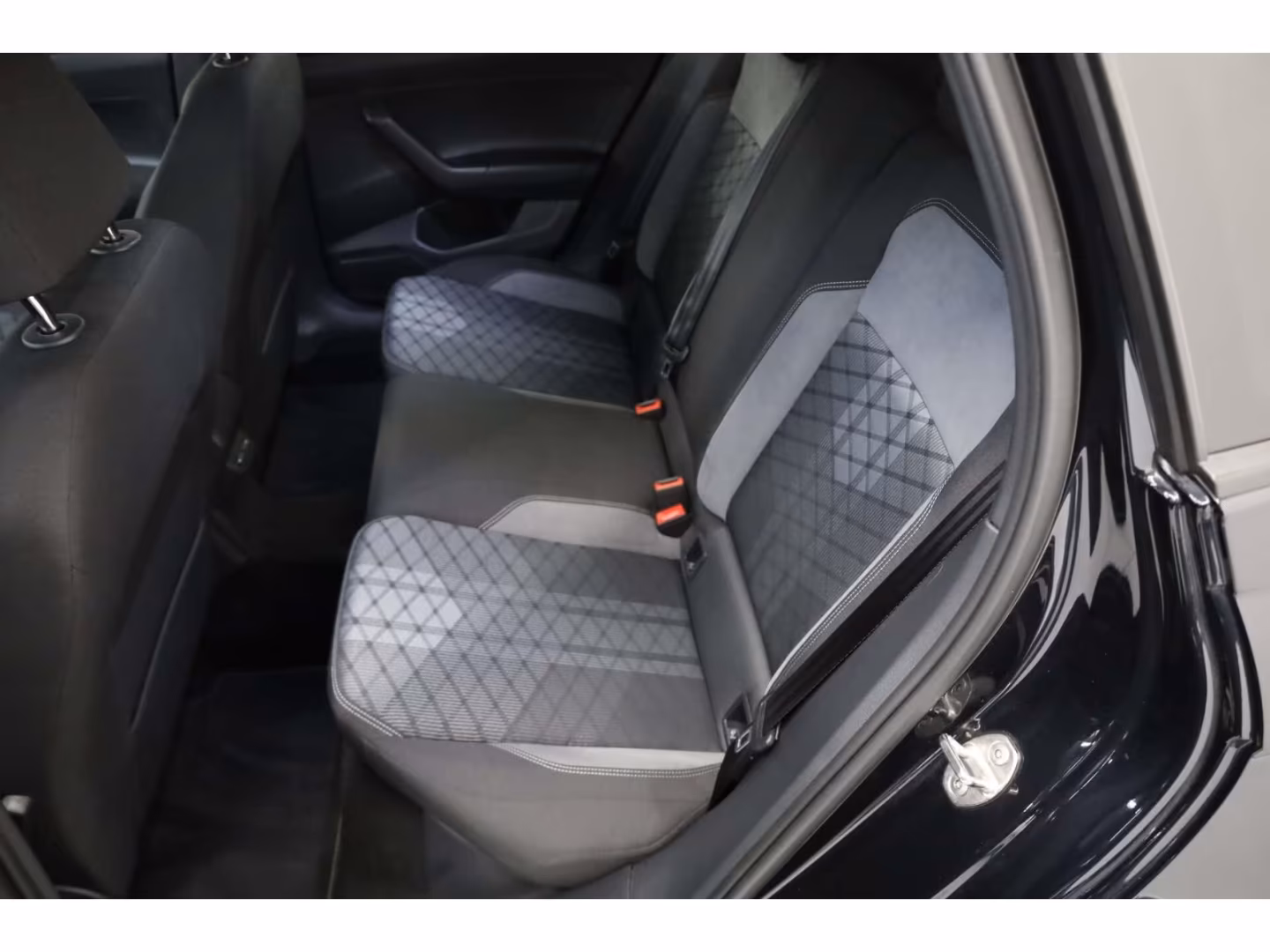 Volkswagen Taigo 1.0 TSI R-Line