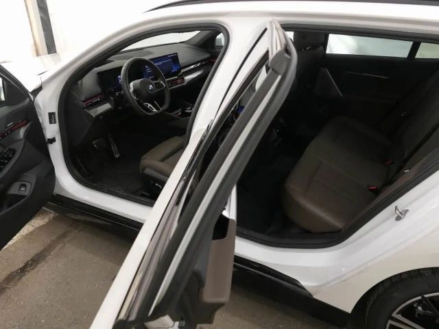 BMW 520 520d M-Sport Touring xDrive