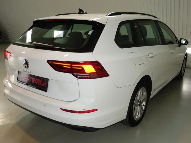 Volkswagen Golf Life Variant