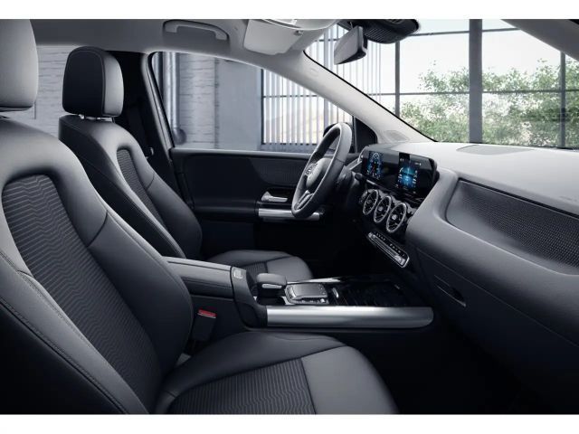 Mercedes-Benz B 180 Sedan