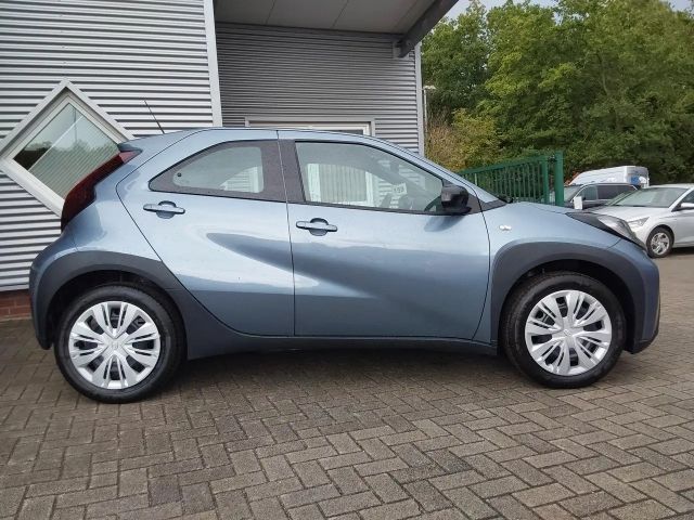 Toyota Aygo X Business Hatchback