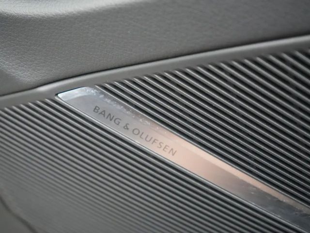 Audi RS Q8 SITZBELÜFTUNG LEDER VIRT MATRIX MEMORY 23"