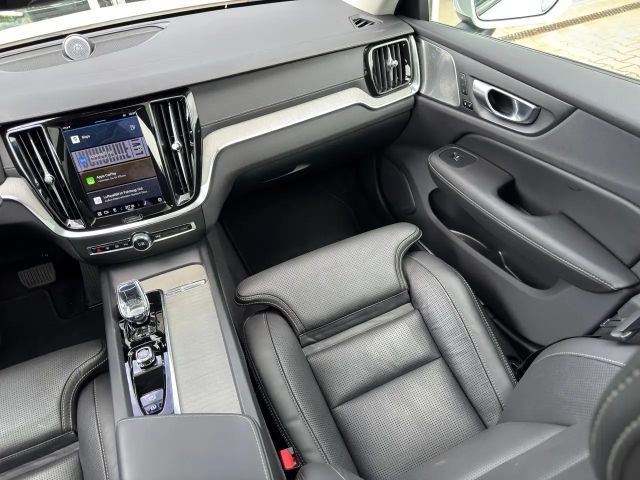 Volvo V60 Cross Country AWD Bright Ultimate