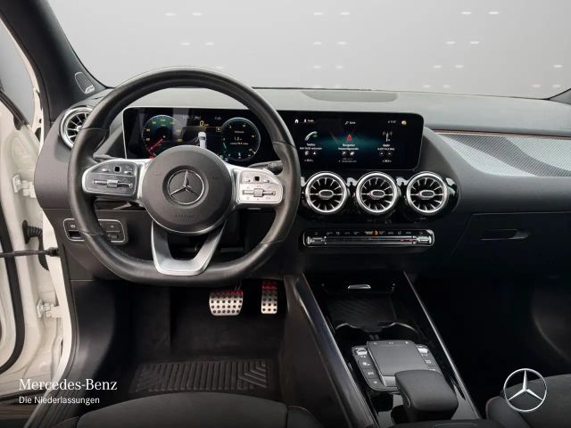 Mercedes-Benz GLA 250 4MATIC AMG Line