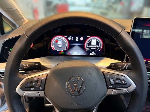 Volkswagen Golf 1.5 eTSI DSG Golf VIII