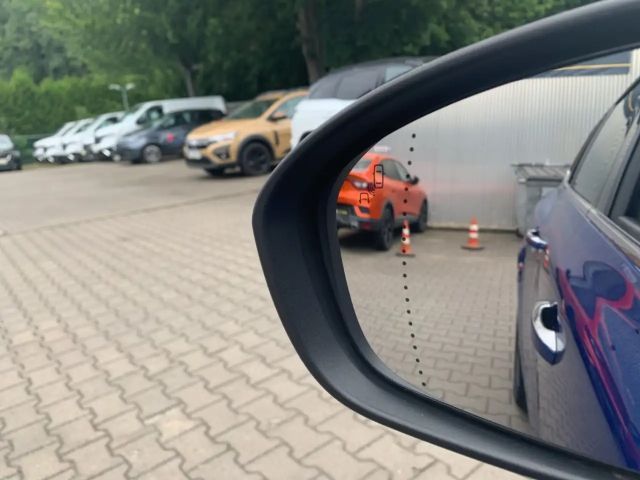 Renault Megane Combi EDC Intens TCe 140