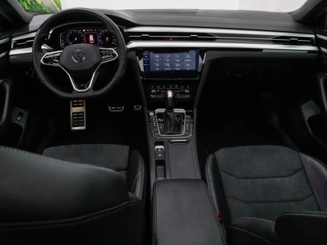 Volkswagen Arteon 2.0 TSI DSG R-Line