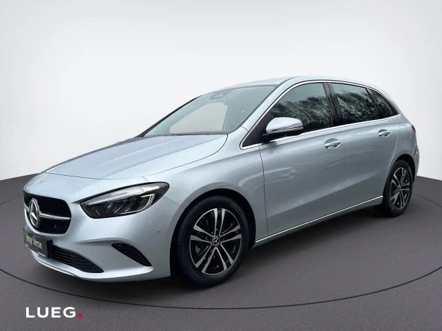 Mercedes-Benz B 200 Progressive Sedan