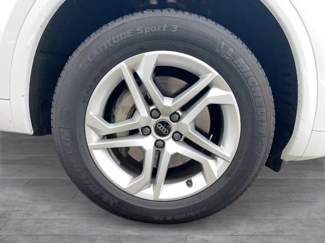 Audi Q5 50 TFSI Hybride Quattro S-Line