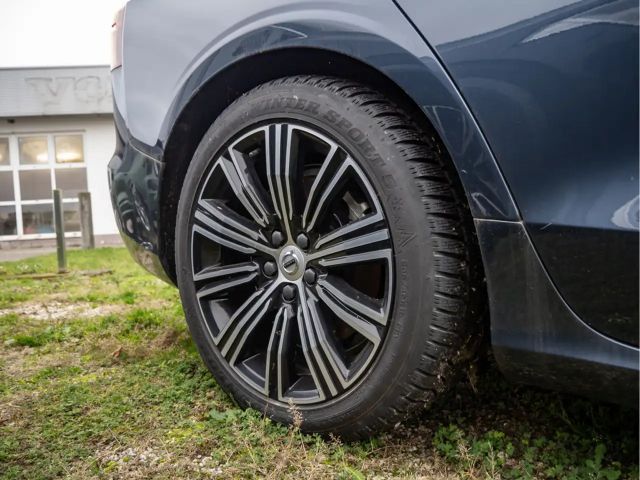 Volvo V60 AWD Bright Plus T6