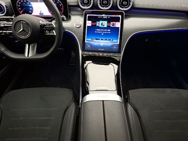 Mercedes-Benz C 200 Sedan