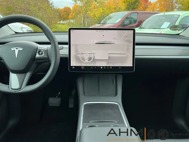 Tesla Model Y RWD