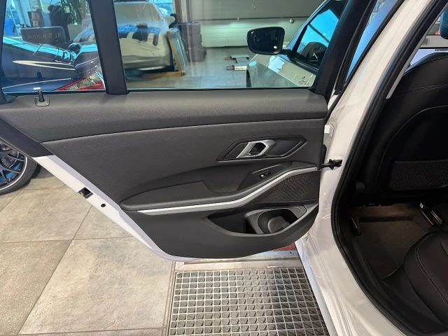 BMW 318 318d Touring