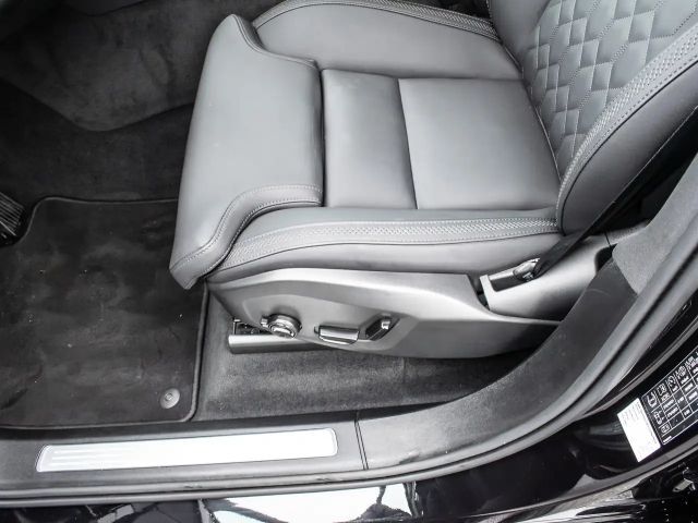 Volvo XC90 AWD Dark Plus T8