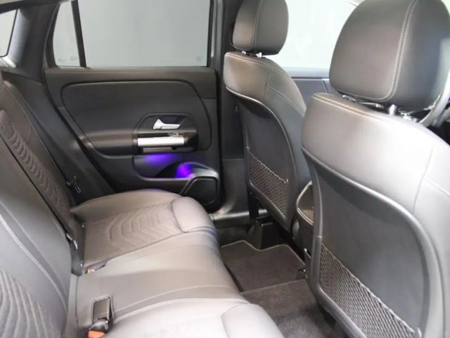 Mercedes-Benz GLA 200 Progressive