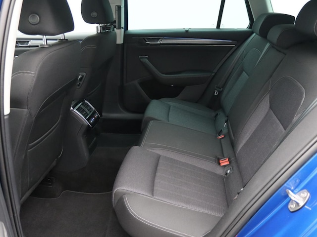 Skoda Superb 2.0 TDI Combi Style Style