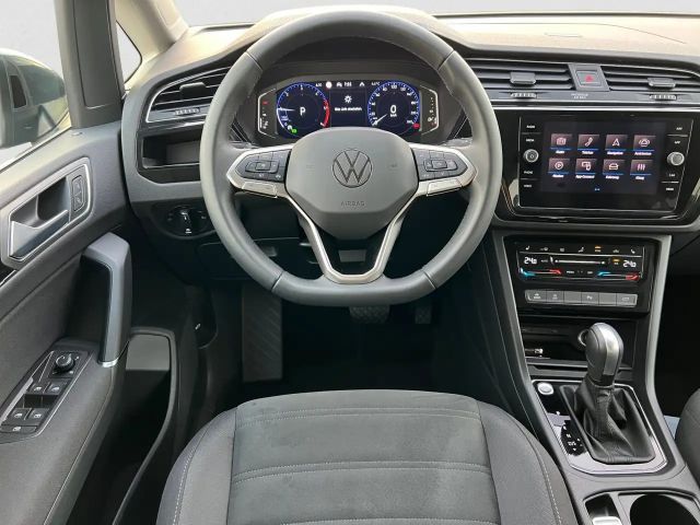 Volkswagen Touran DSG Highline