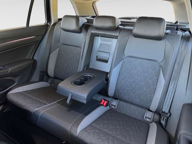 Volkswagen Golf DSG Variant