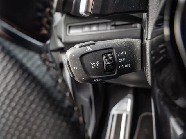 Peugeot 5008 EAT8 GT-Line