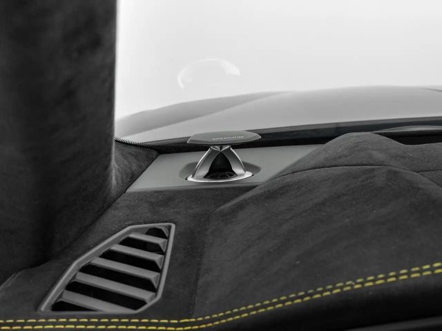 Lamborghini Urus Performante