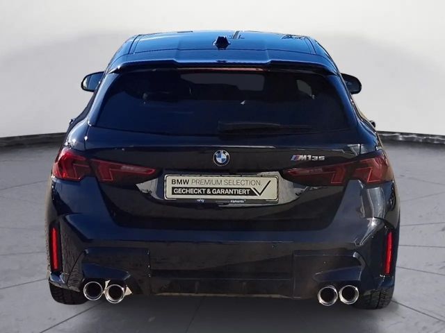 BMW 135 Sedan xDrive